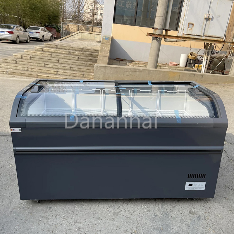 コンビニエンスストア向け、アイランド型チェスト式冷凍ショーケ - Commercial Chest Freezer のレビューと価格
