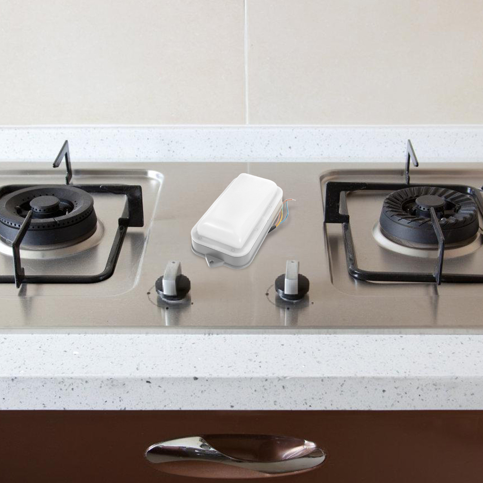 業務用厨房向け20W LEDフードライト – 防水・耐油・高 - Commercial Kitchen Hoods のレビューと価格